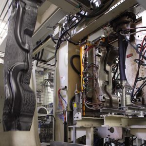 Manufacturer hollow plastic parts extrusion blow moulding
